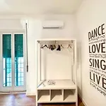 아파트 Jhhit Tuscolana 03 With Terrace 로마